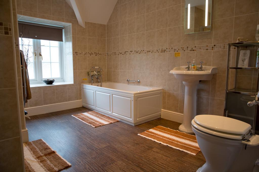 Weir Mill Farm Bed & Breakfast Cullompton Bagian luar foto