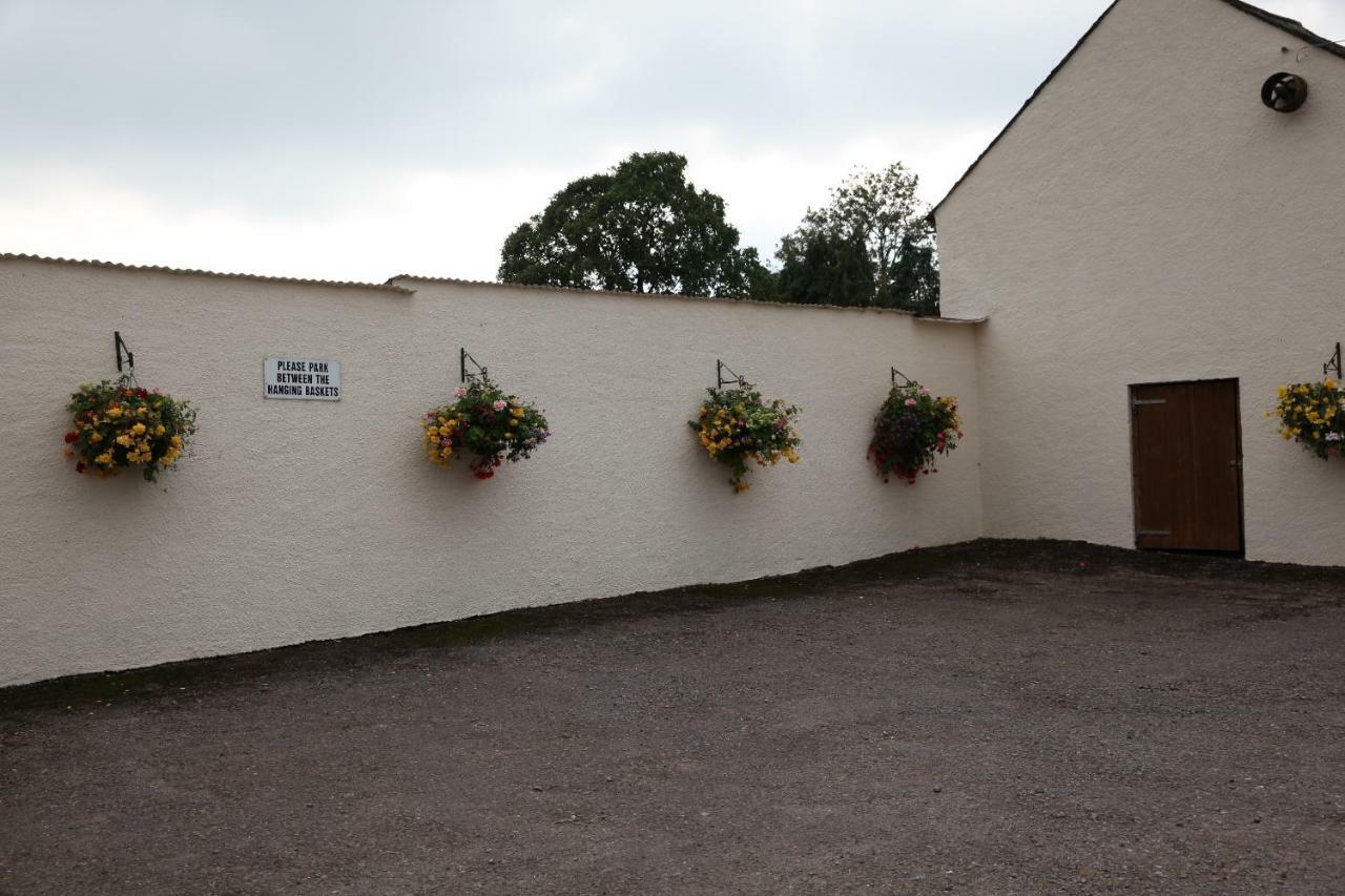 Weir Mill Farm Bed & Breakfast Cullompton Bagian luar foto
